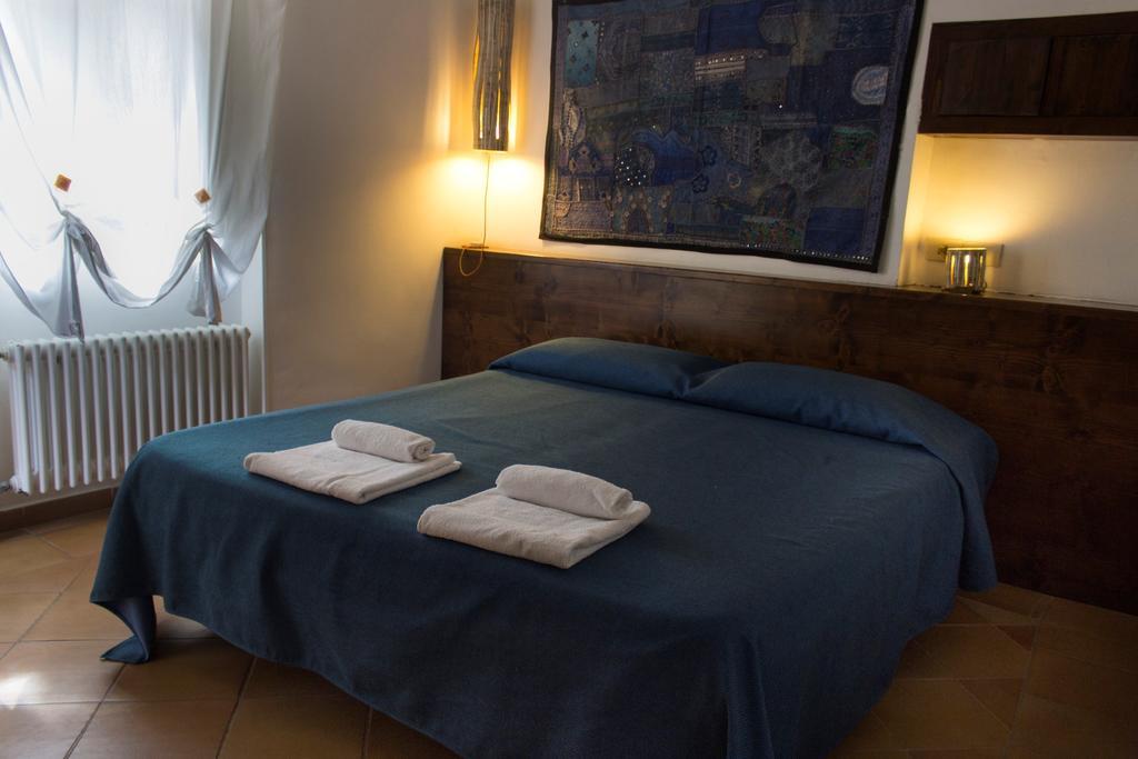 Dimora Dei Giganti Bed & Breakfast Napoli Phòng bức ảnh