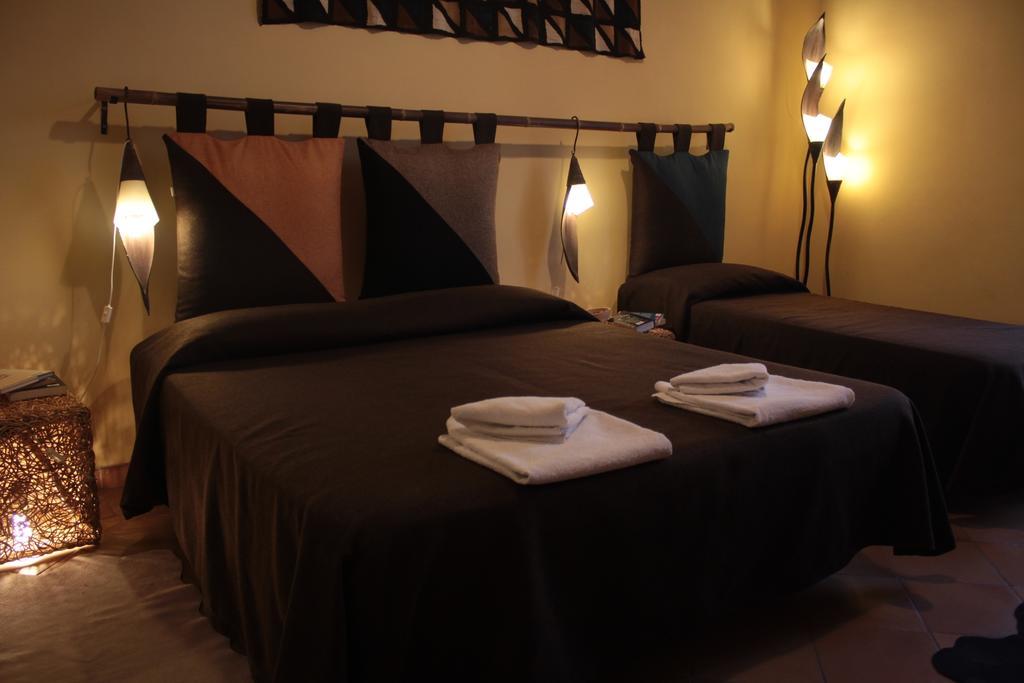 Dimora Dei Giganti Bed & Breakfast Napoli Phòng bức ảnh
