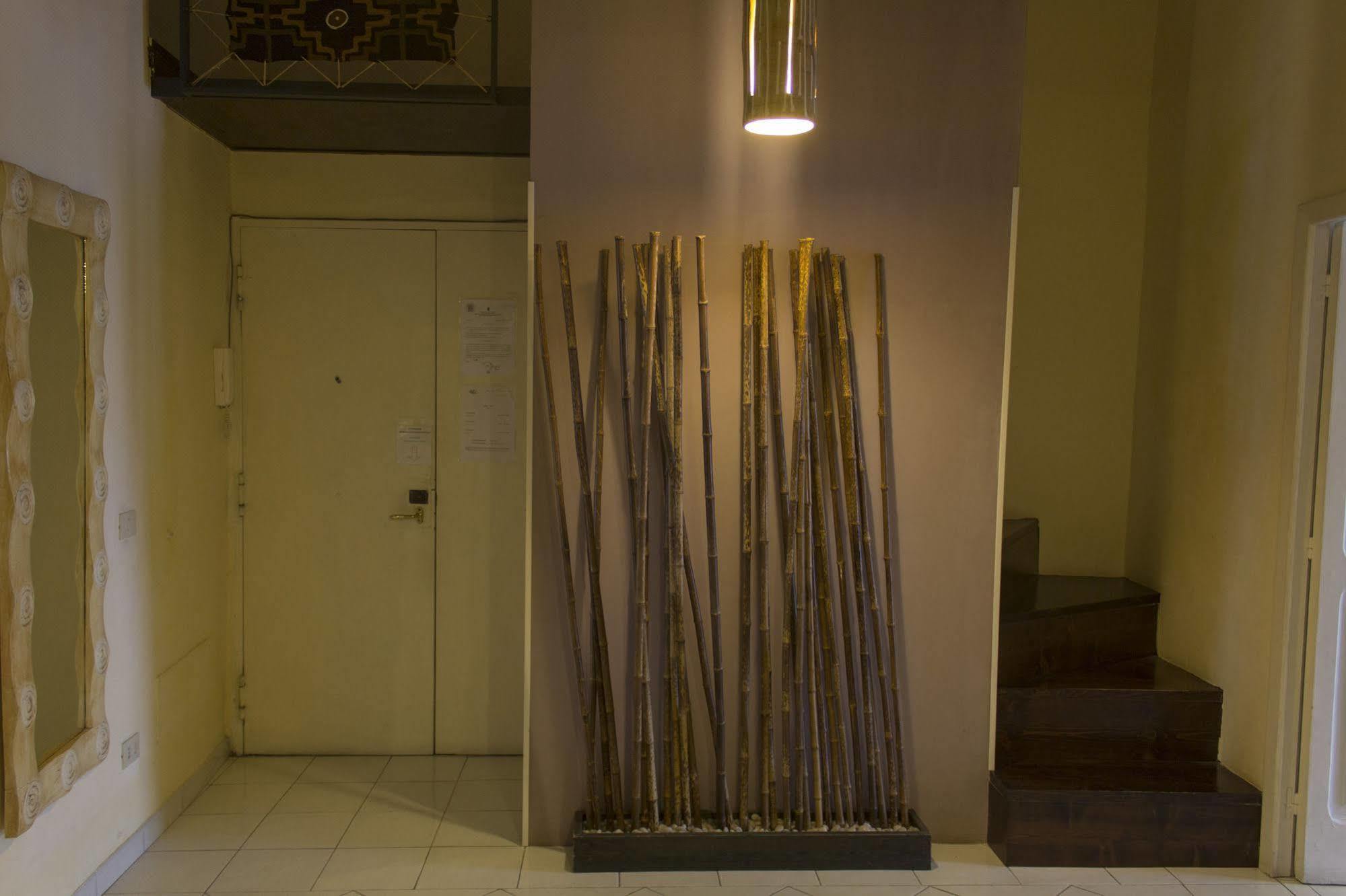 Dimora Dei Giganti Bed & Breakfast Napoli Ngoại thất bức ảnh