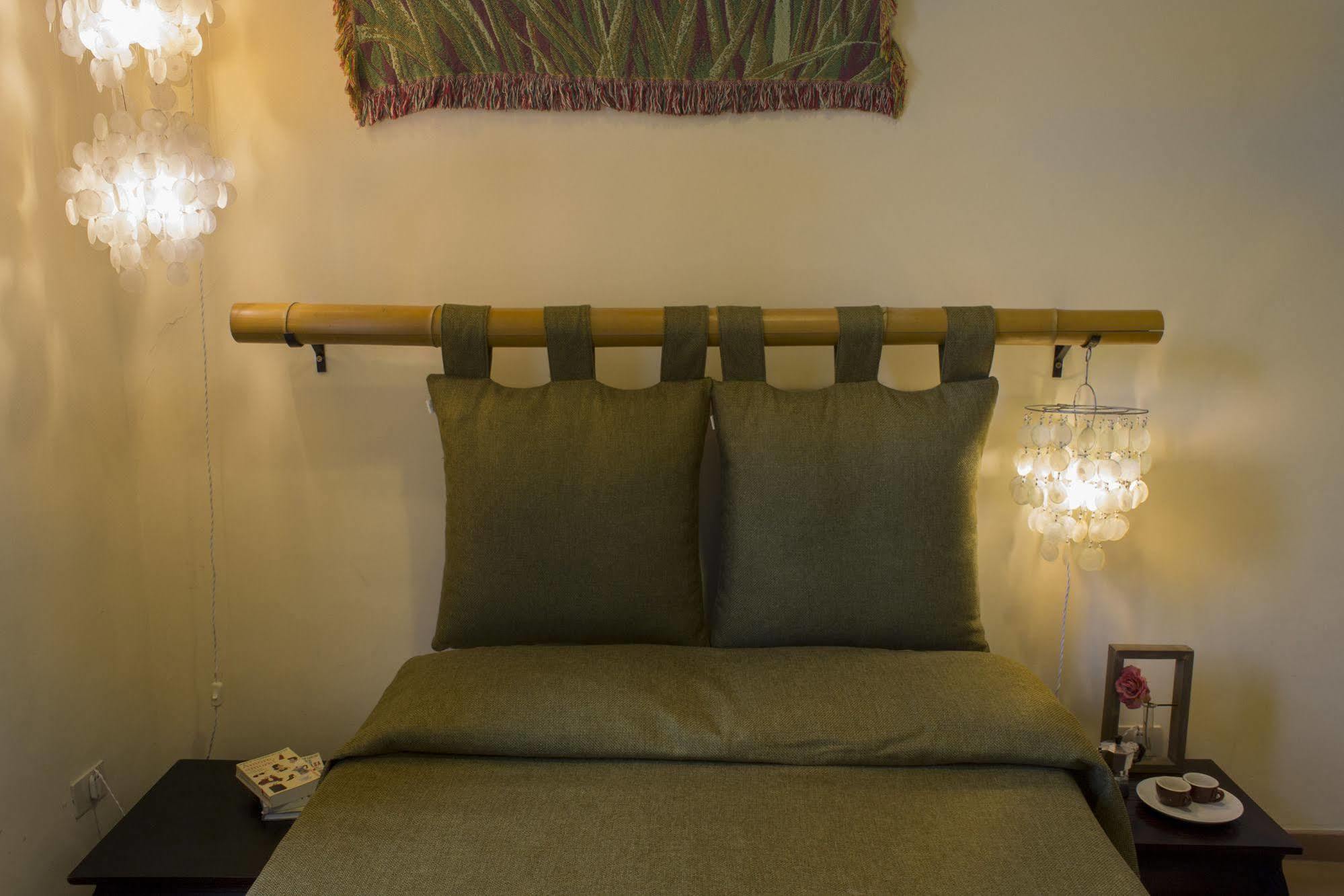 Dimora Dei Giganti Bed & Breakfast Napoli Ngoại thất bức ảnh