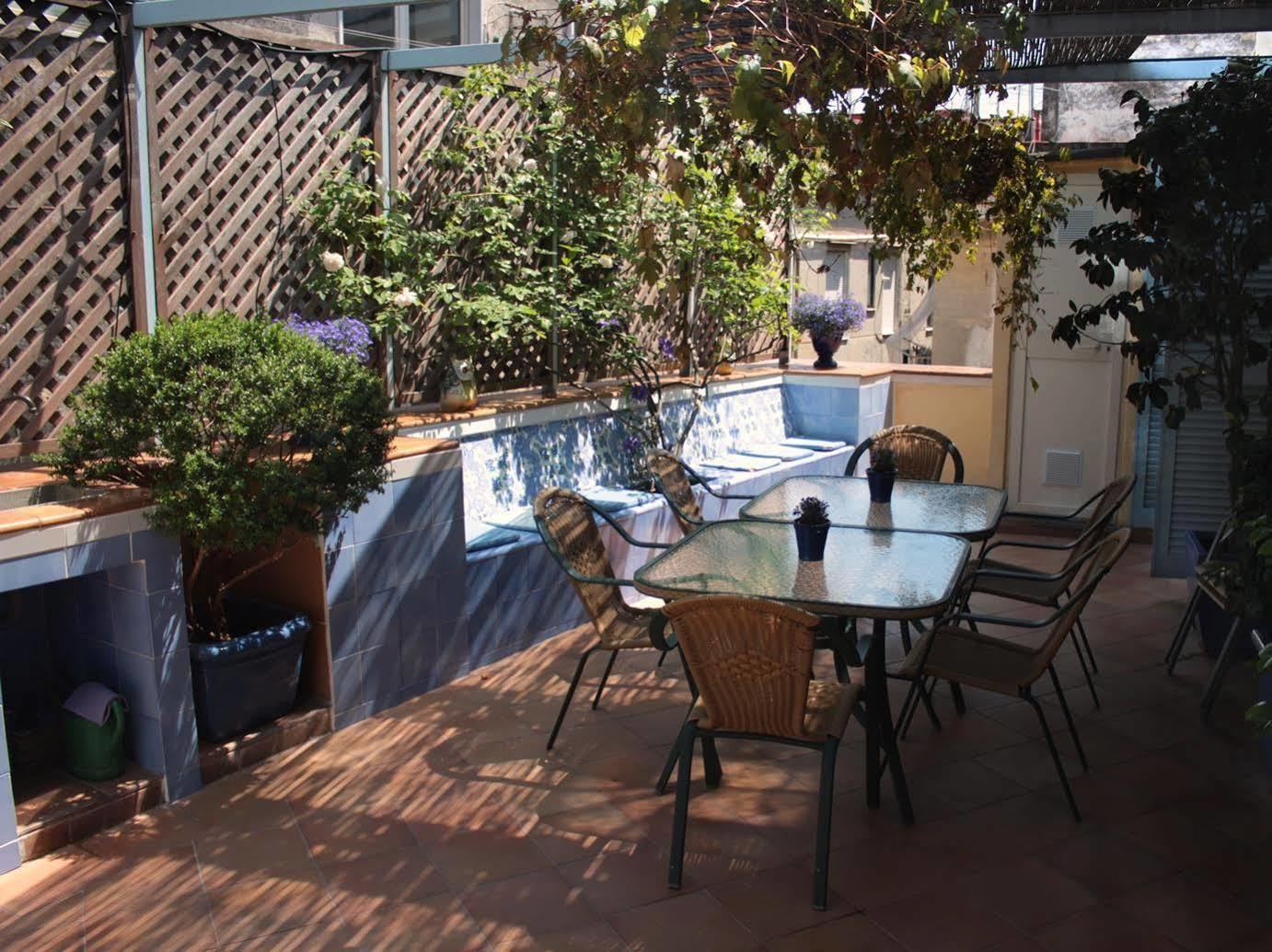 Dimora Dei Giganti Bed & Breakfast Napoli Ngoại thất bức ảnh