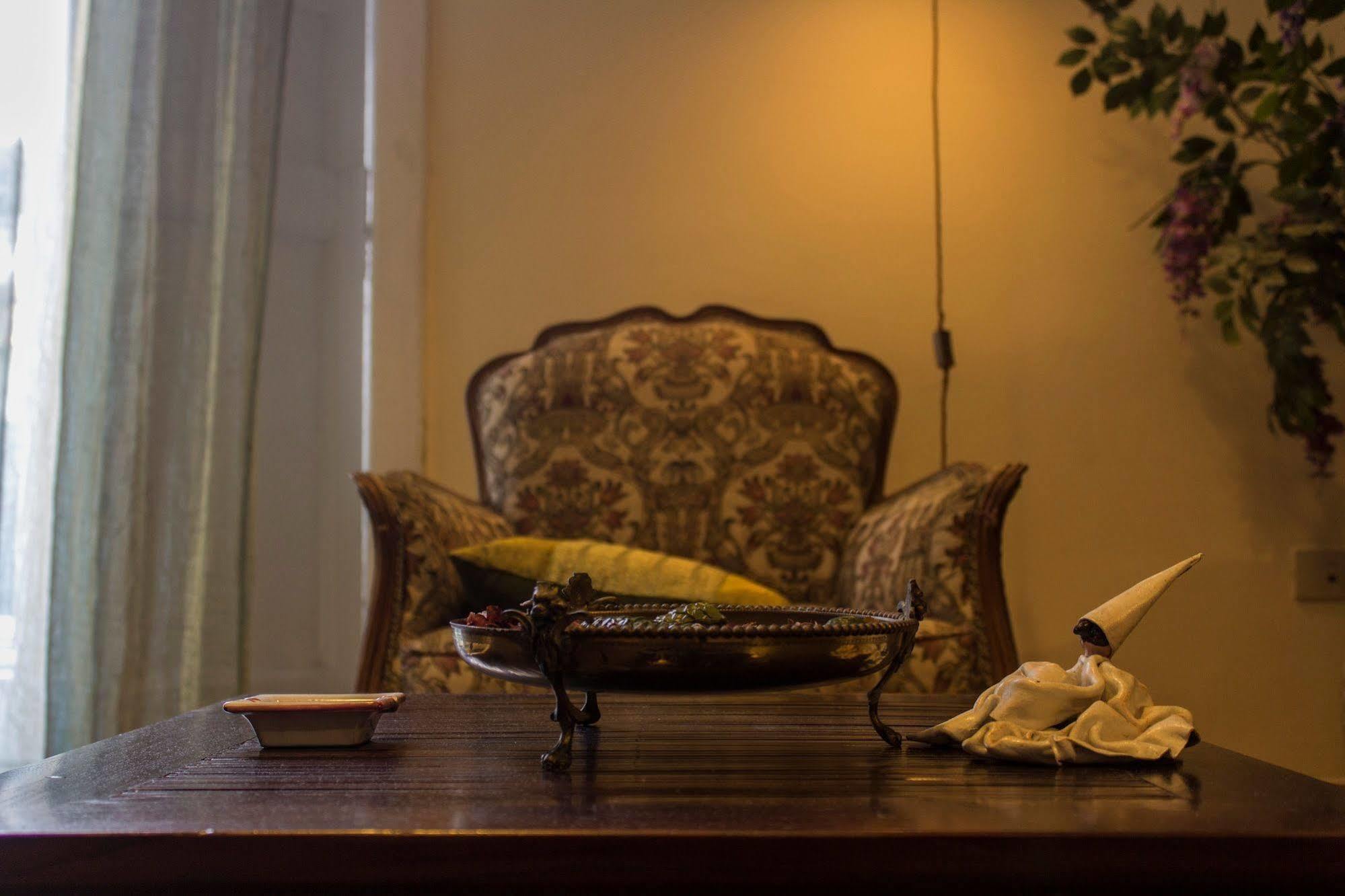Dimora Dei Giganti Bed & Breakfast Napoli Ngoại thất bức ảnh